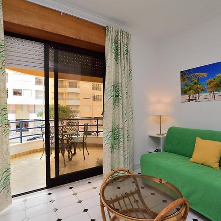 Palmeiras Beach Apartment กอสตา ดา กาปาริกา ภายนอก รูปภาพ